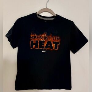 Nike - Boys Size L - Cotton Short Sleeve Graphic T-Shirt